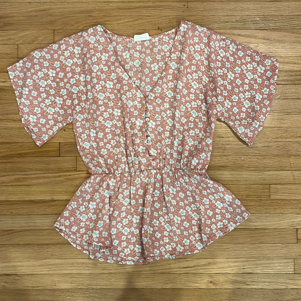 Women’s peplum top